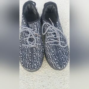 Adidas Yeezy 350 Boost Sneakers